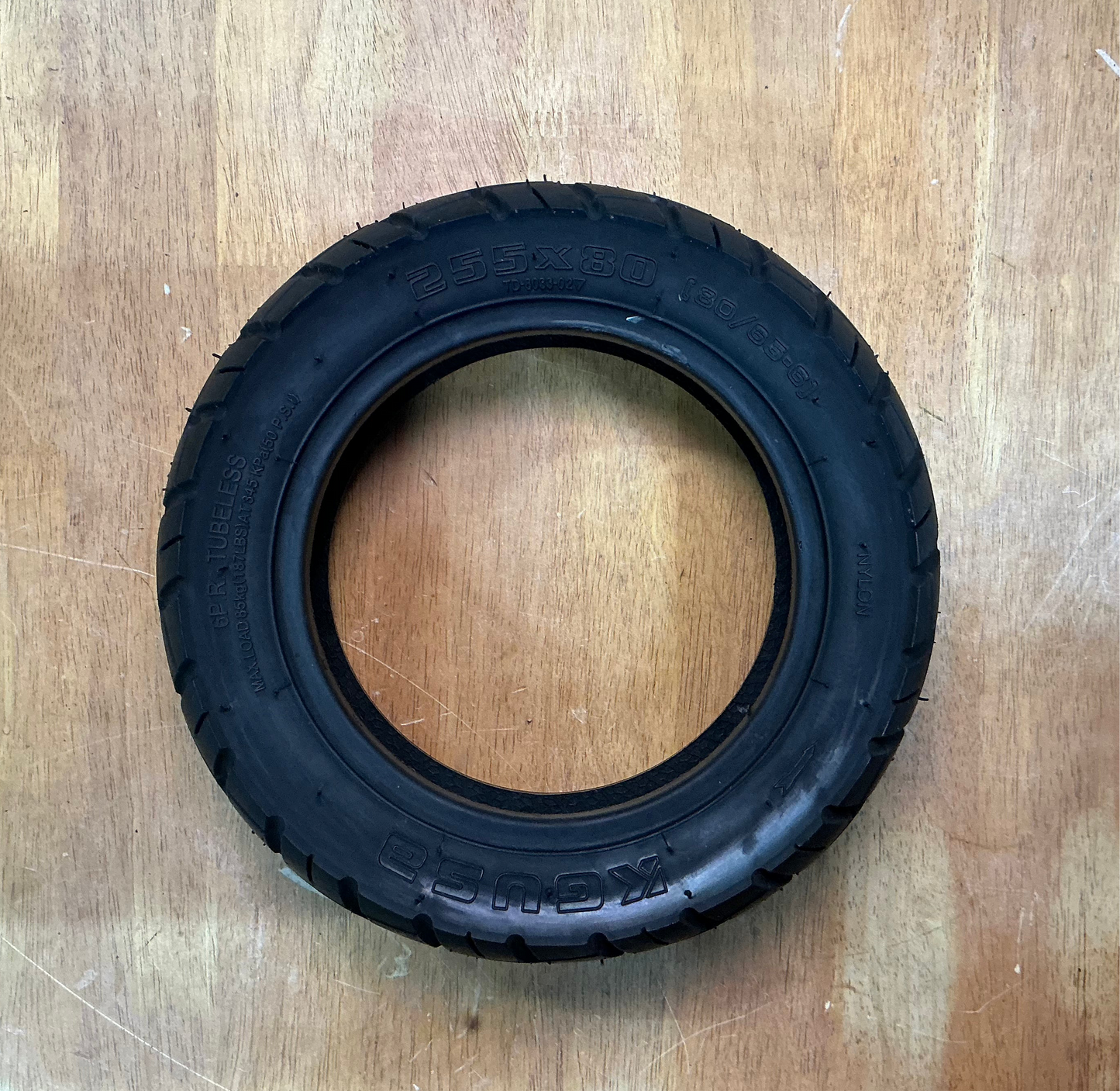 255 x 80 - 10 Inch Tubeless Electric Scooter Off-Road Tyre