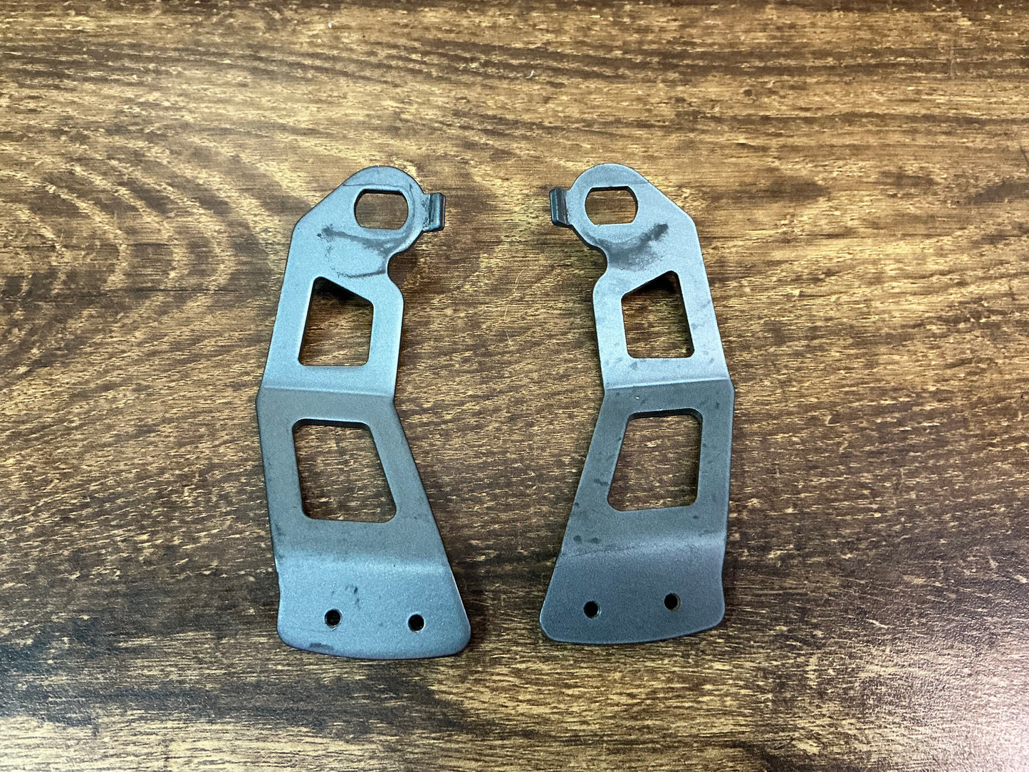 SECOND HAND - FENDER BRACKET FOR DRAGON PREDATOR
