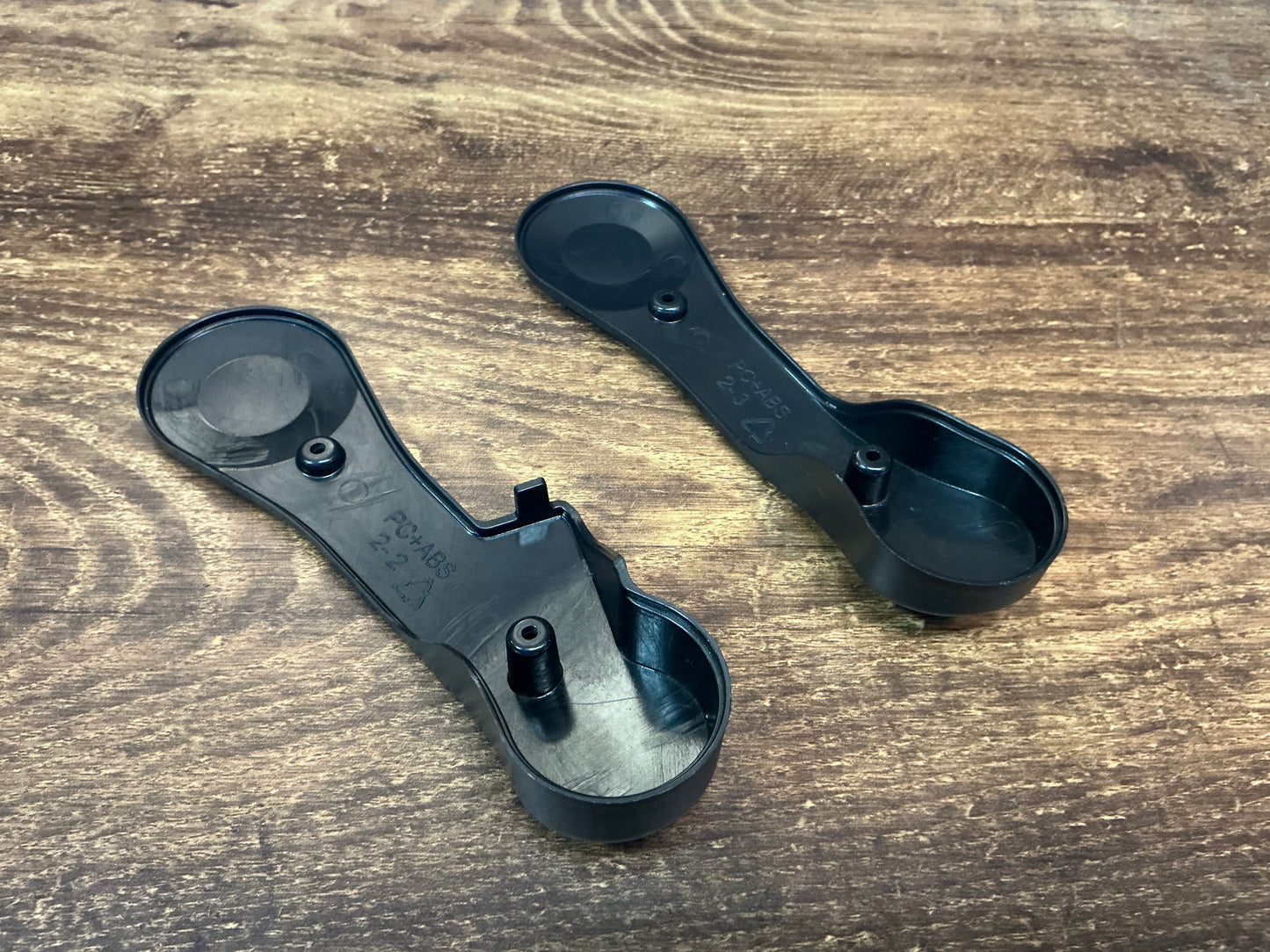 SECOND HAND - REAR SWING ARM PLASTICS FOR MERCANE WIDEWHEEL PRO