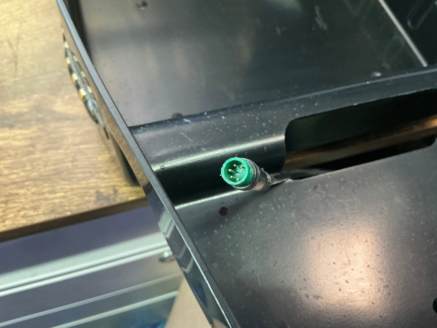 SECOND HAND - BATTERY BOX WITH LED STRIP FOR NAMI BURN E 2
