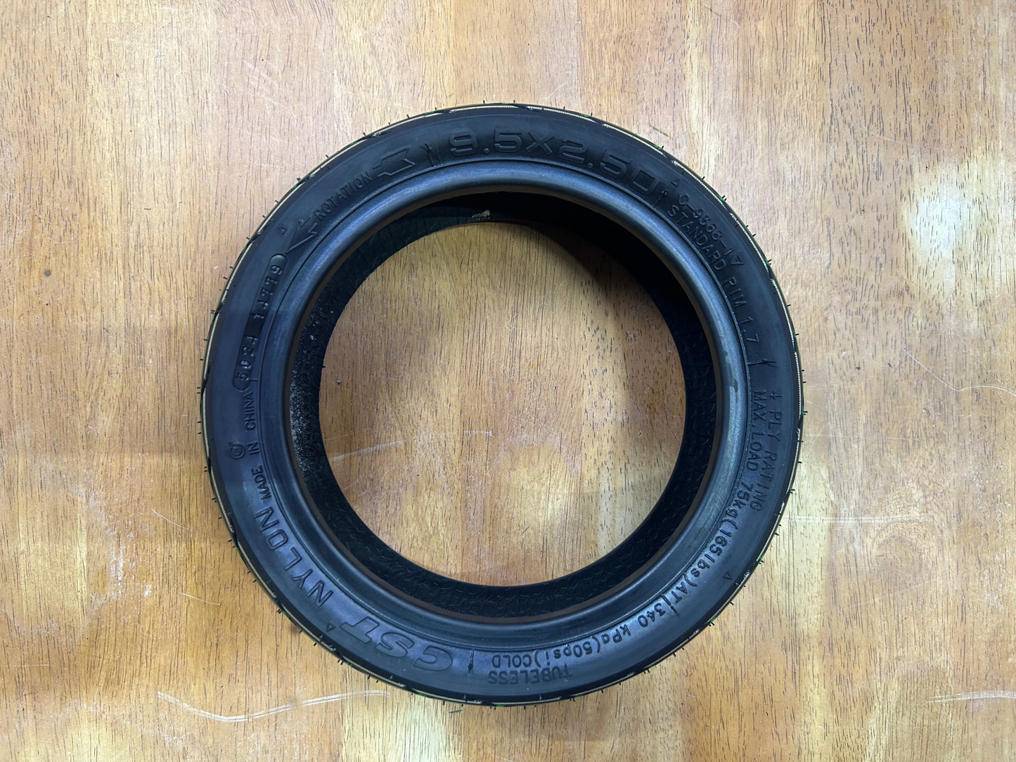 9.5 x 2.5 Tyre