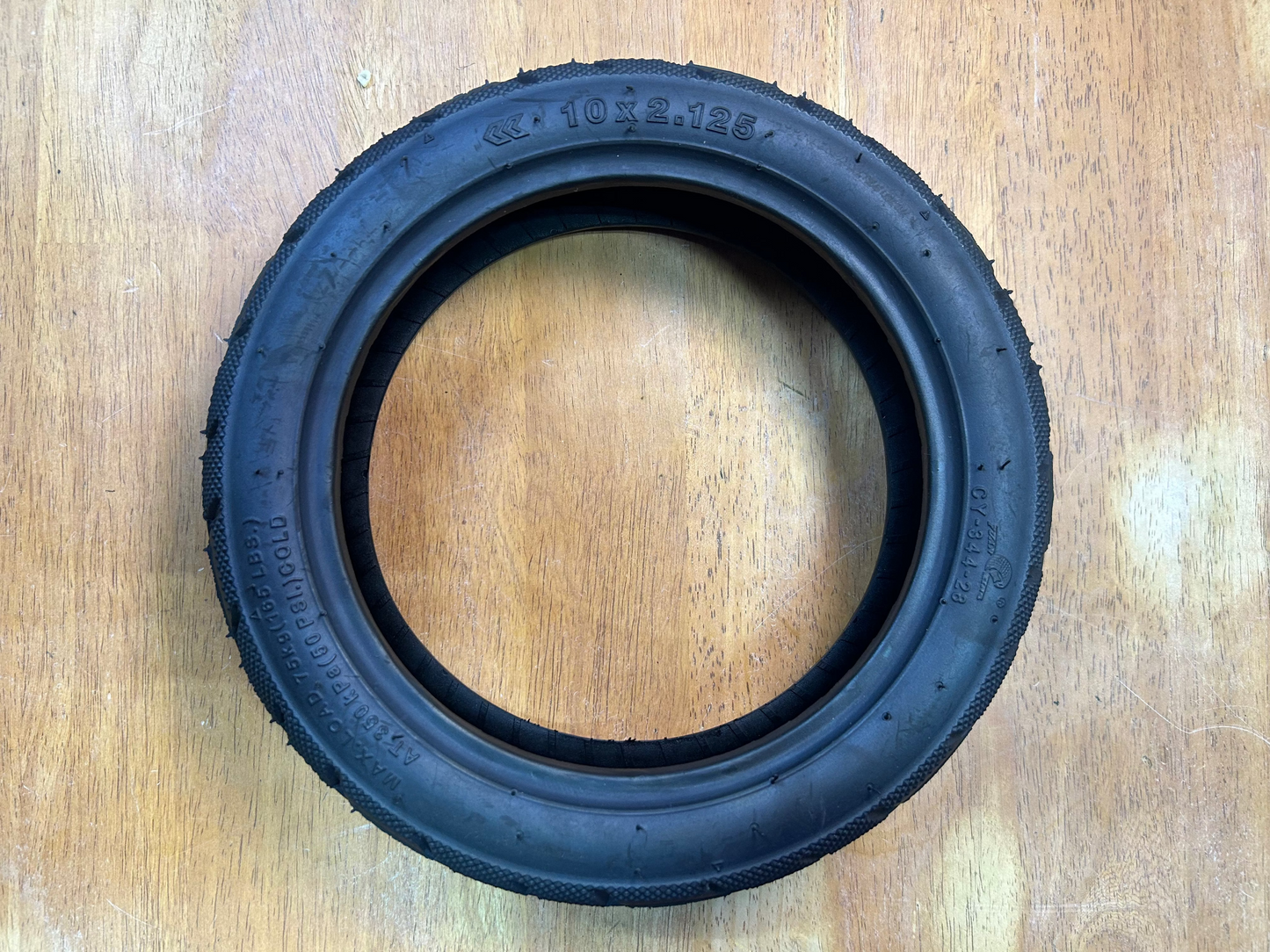 10 x 2.1.25 Road Tyre