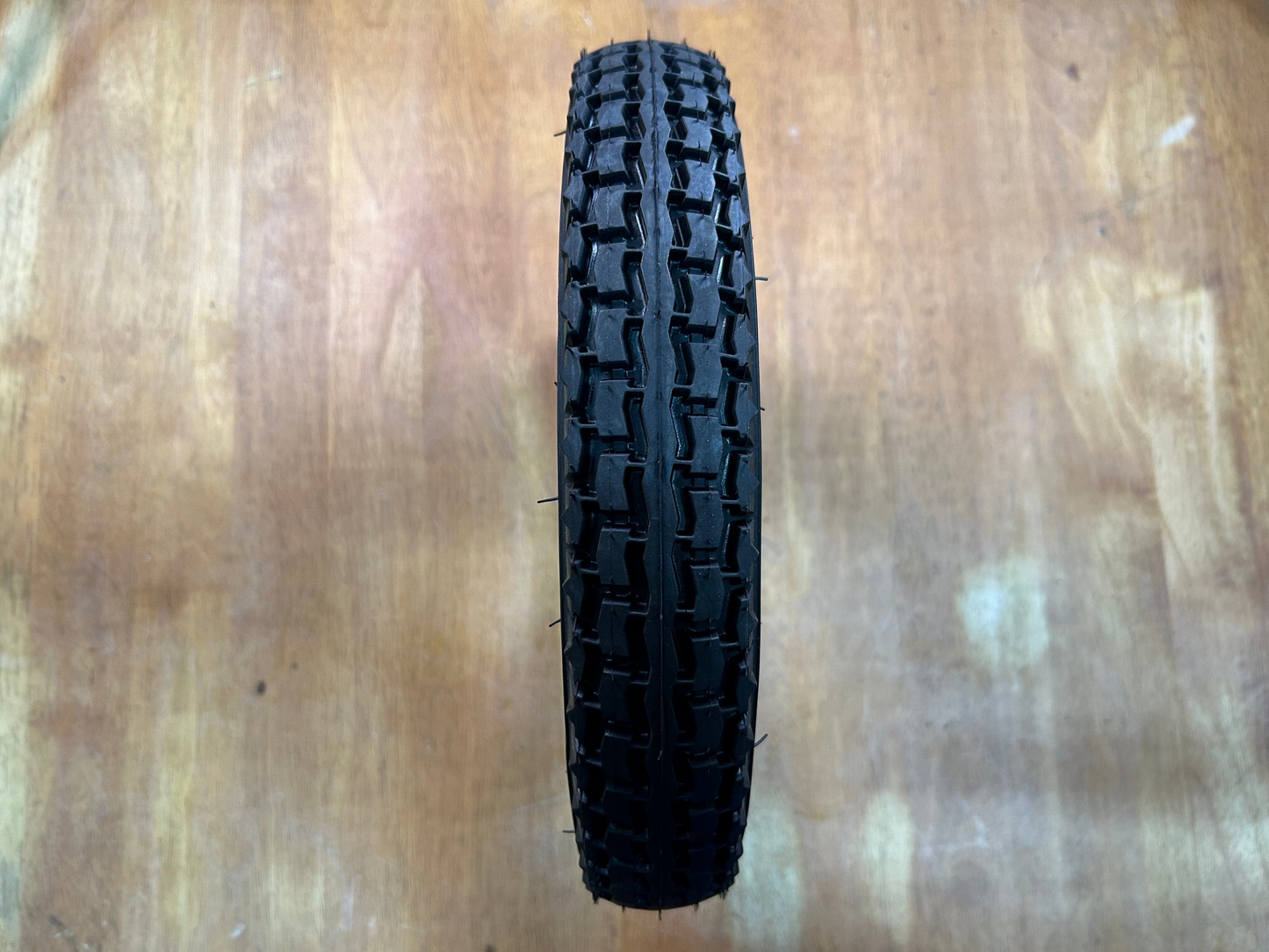 12 - 1/2 x 2 - 1/4 Semi Offroad Tyre
