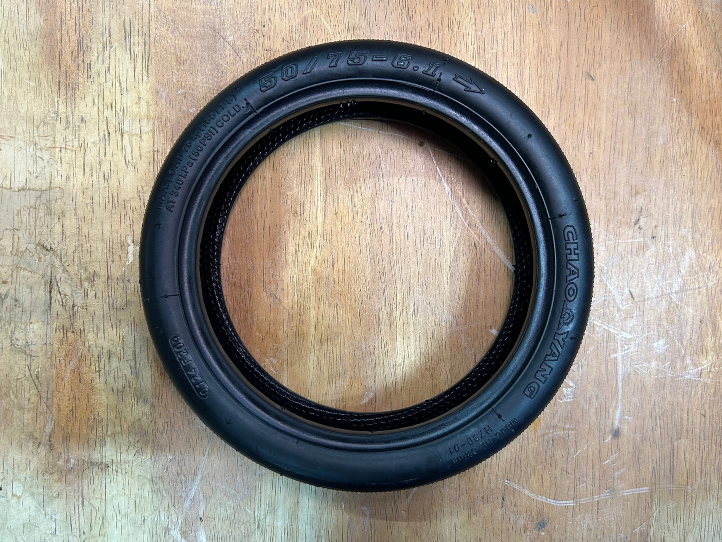 8.5 x 2 (50/75 - 6.1) Road Tyre