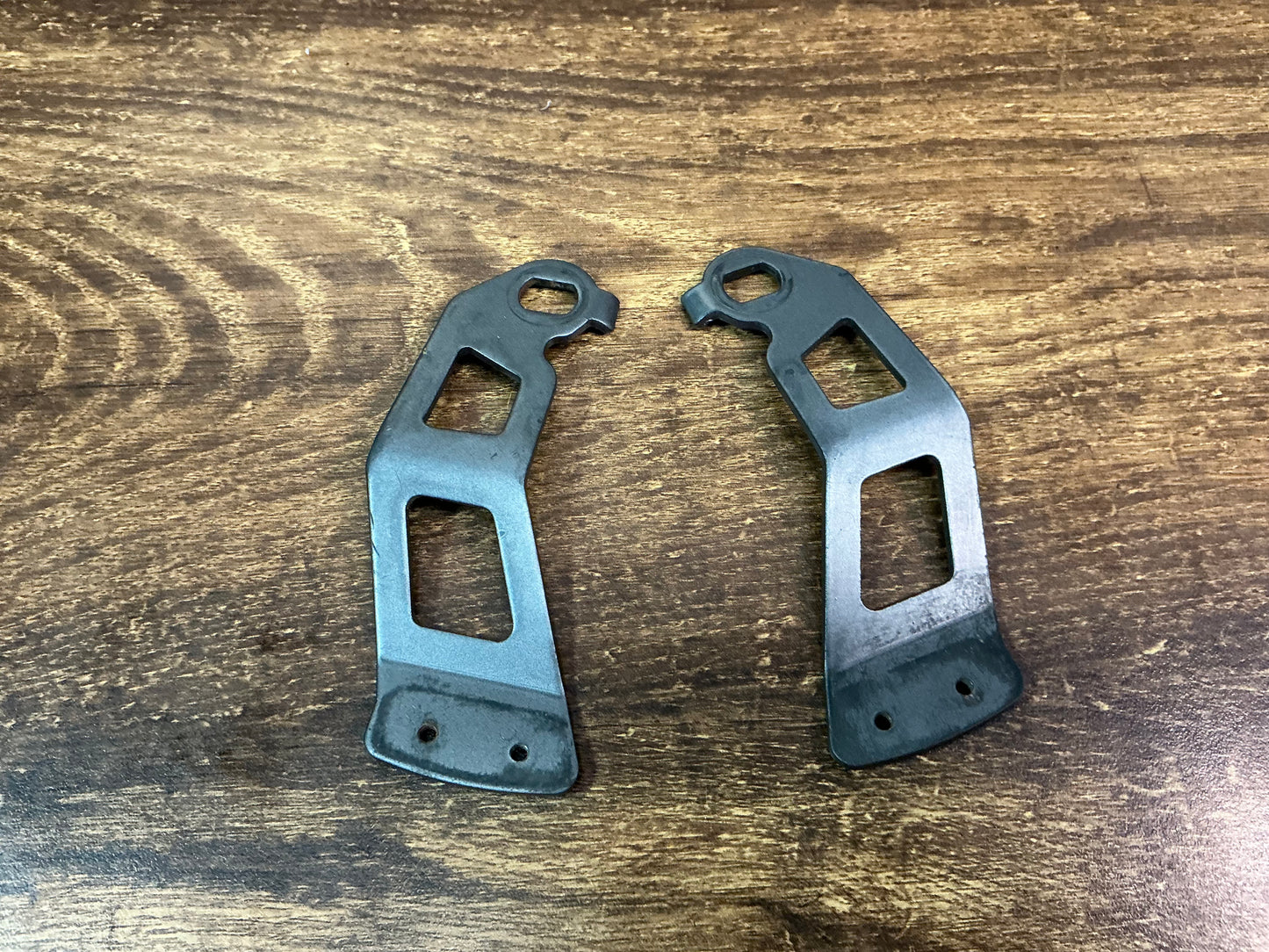 SECOND HAND - FENDER BRACKET FOR DRAGON PREDATOR