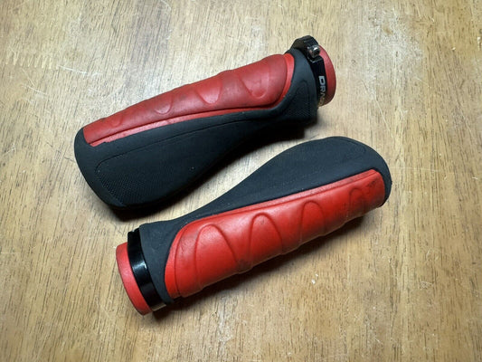 Dragon Electric Scooter Grip Set GT GTS GTR V2 Cyclone Universal All Model Brand