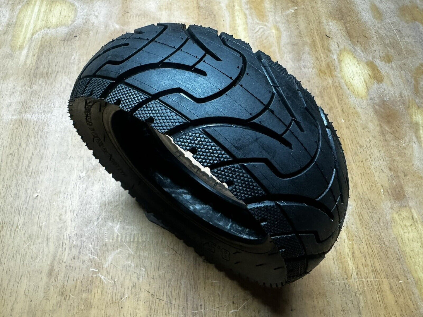 8" Tubed or Tubeless Electric Scooter Tyre EXTRA WIDE ROAD TREAD 8.5x3 HOTA