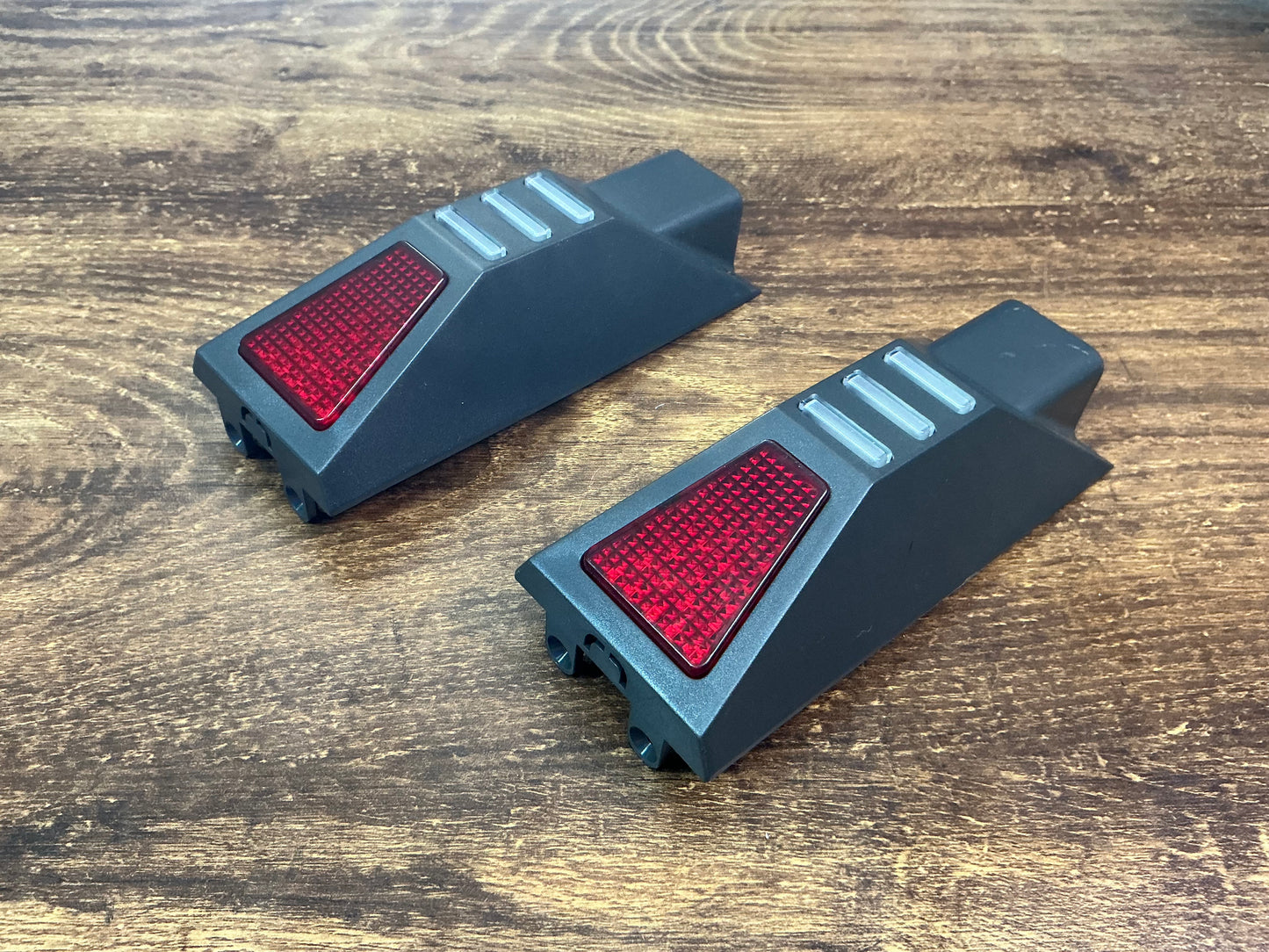 SECOND HAND - DECK COVERS FOR DRAGON PREDATOR