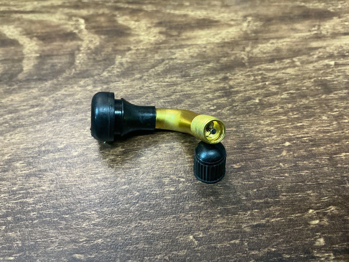 Tubeless Tyre Valve 90 Degrees