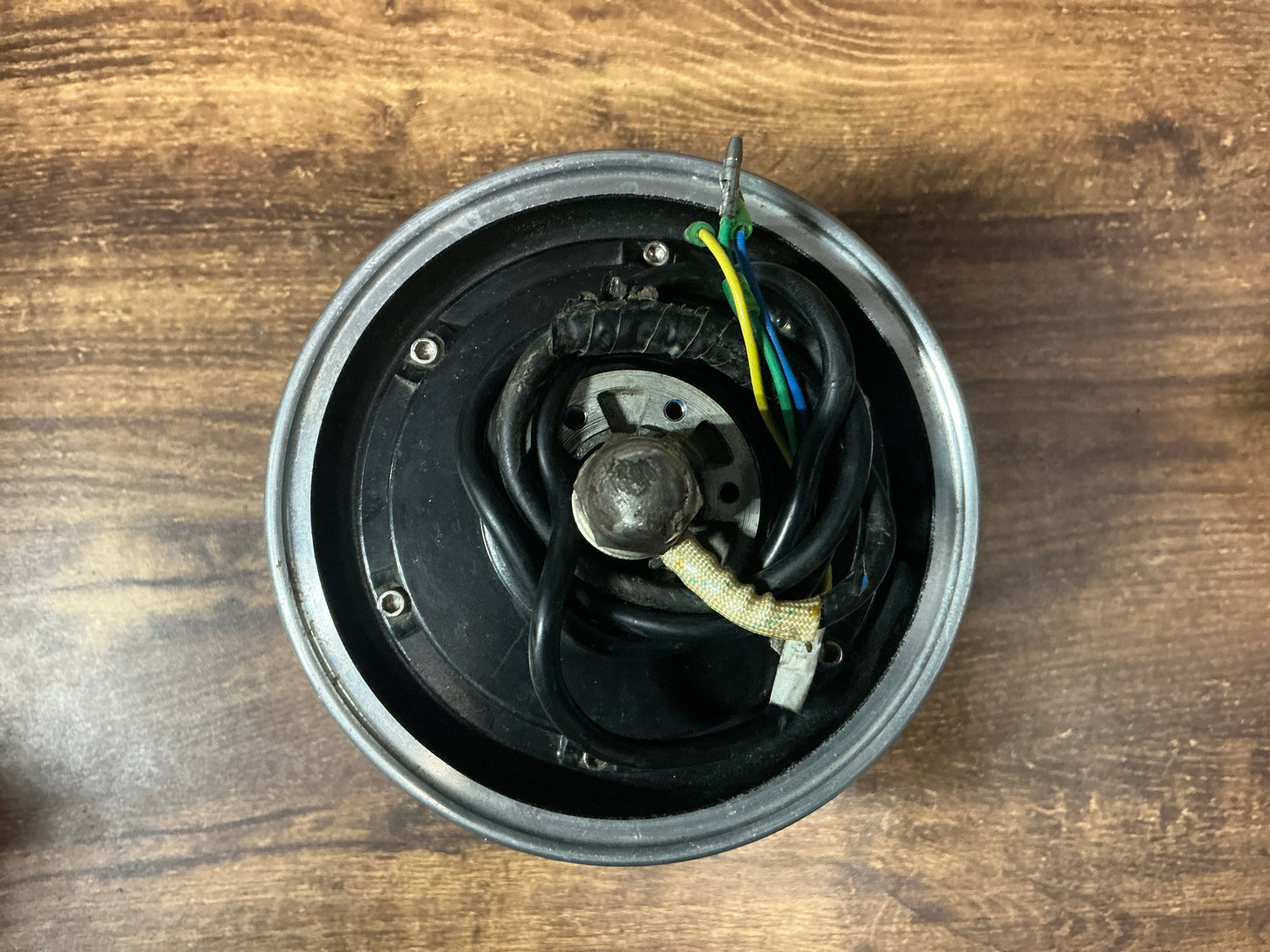 SECONG HAND - 900W-1200W REAR MOTOR WITH LONG AXLE FOR DRAGON GTR / GTR V2 / CYCLONE