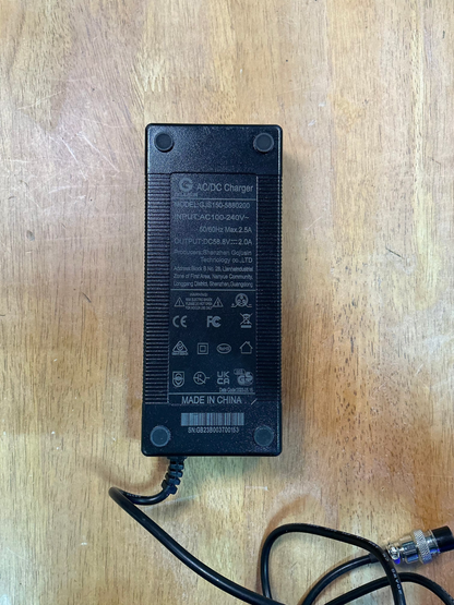 52V - (58.8) Charger GX16