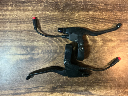 BRAKE LEVER PAIR WITH SENSOR FOR MOST MODELS