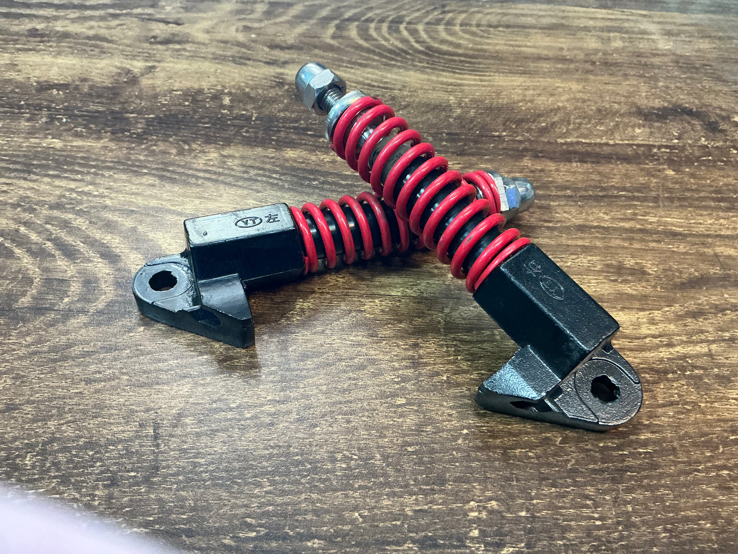 SECOND HAND - FRONT SHOCKS DRAGON GT