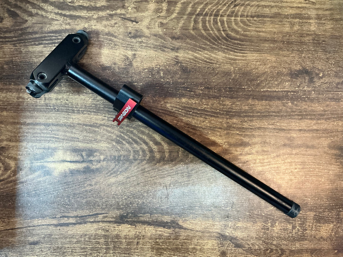 SECOND HAND - T BAR, HANDLE BAR & CLAMP FOR DRAGON GT