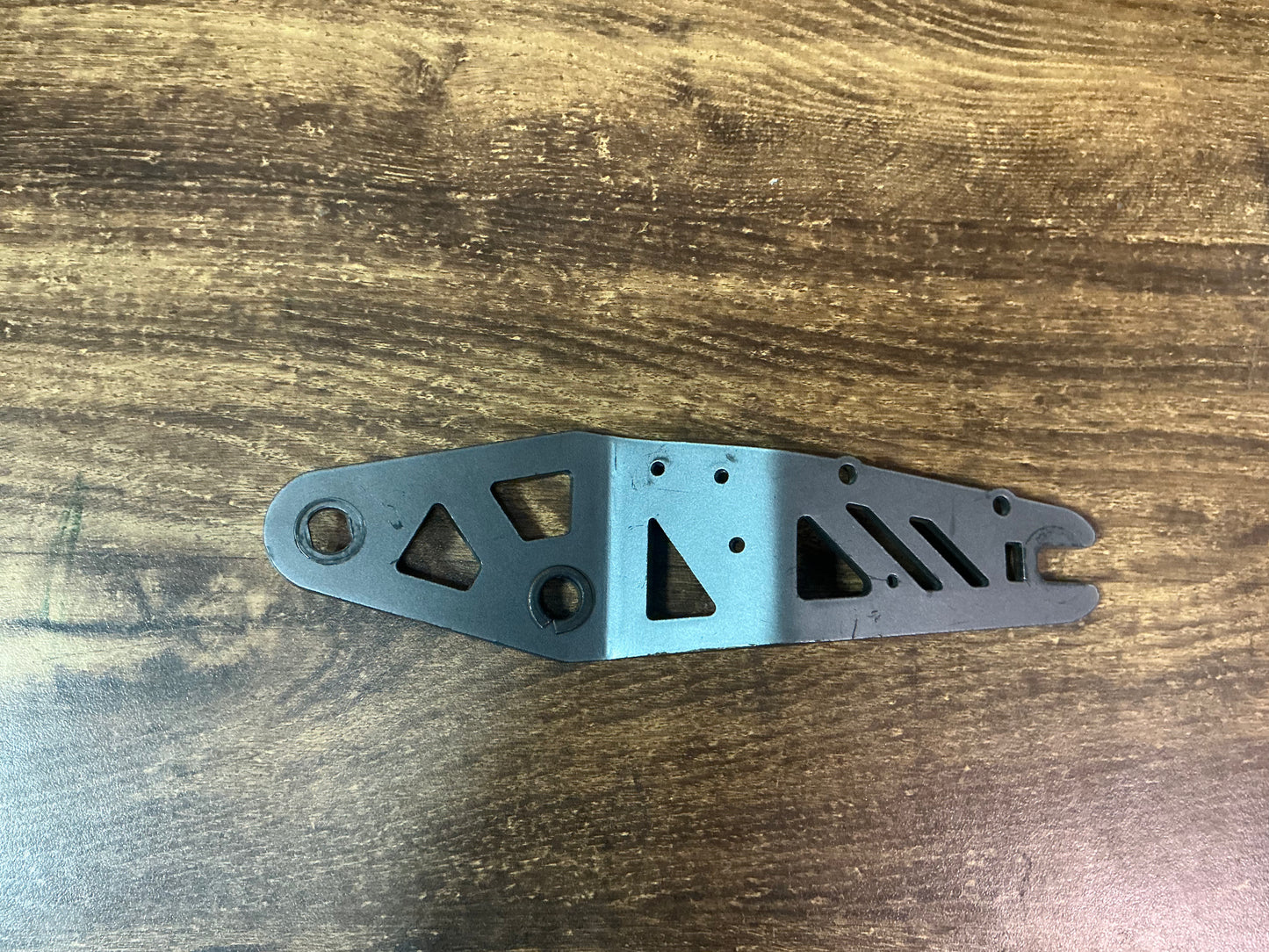 SECOND HAND - REAR SWING ARM DRAGON CYCLONE/ CYCLONE PRO