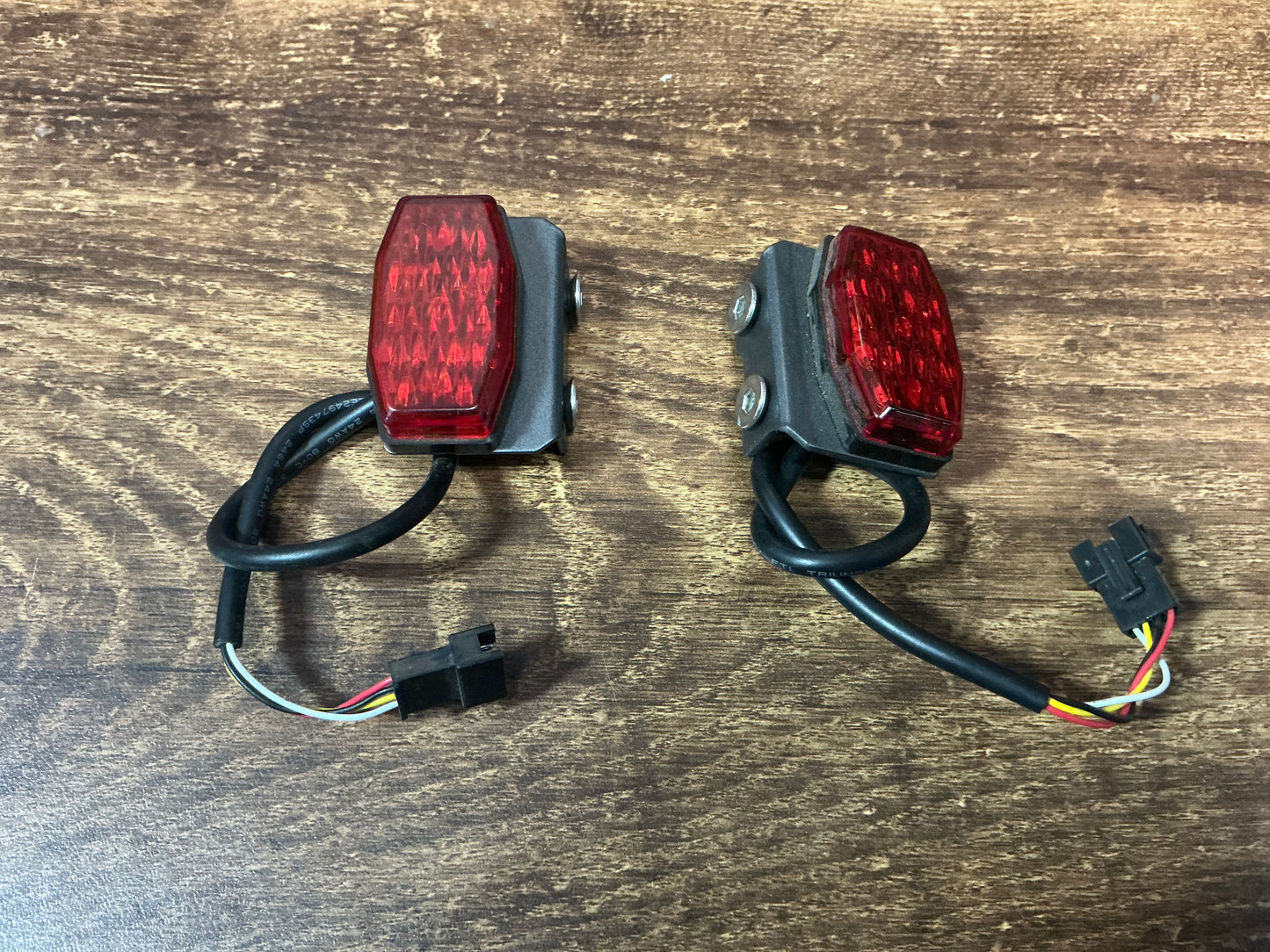 PAIR OF REAR LIGHT WITH BRCKET FOR DRAGON CYCLONE PRO