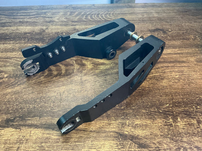 SECOND HAND - BLACK REAR SWING ARM FOR DRAGON RAPTOR
