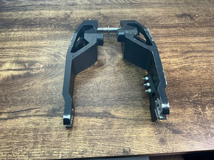SECOND HAND - BLACK REAR SWING ARM FOR DRAGON RAPTOR