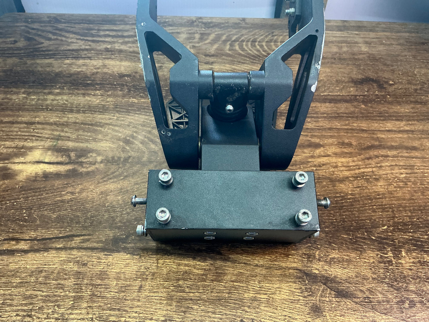 SECOND HAND - COMPLETE REAR ASSEMBLY FOR DRAGON RAPTOR