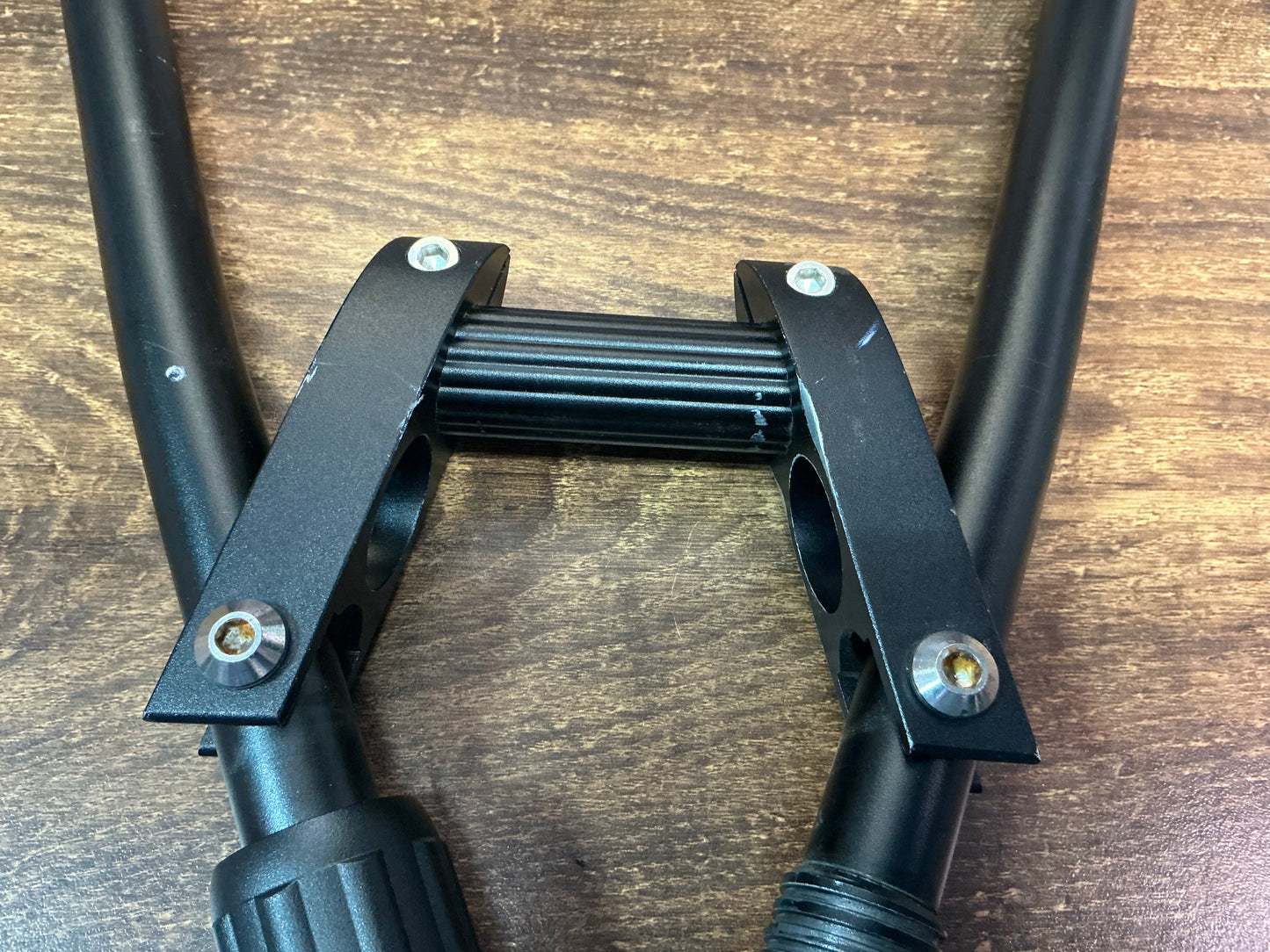 SECOND HAND - HANDLE BARS FOR DRAGON RAPTOR