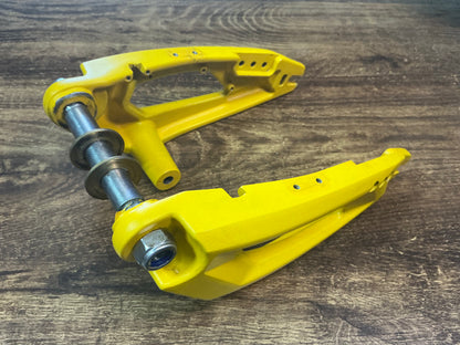 SECOND HAND - FRONT/ REAR SWING ARM FOR VSETT 10+