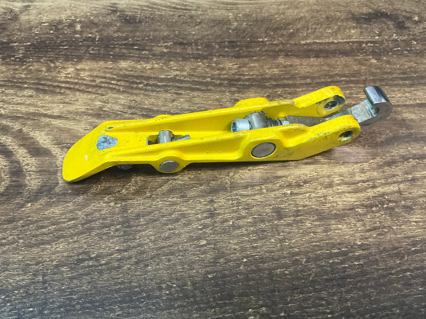 SECOND HAND - FOLDING MECH LOCKING HANDLE FOR VSETT 10+