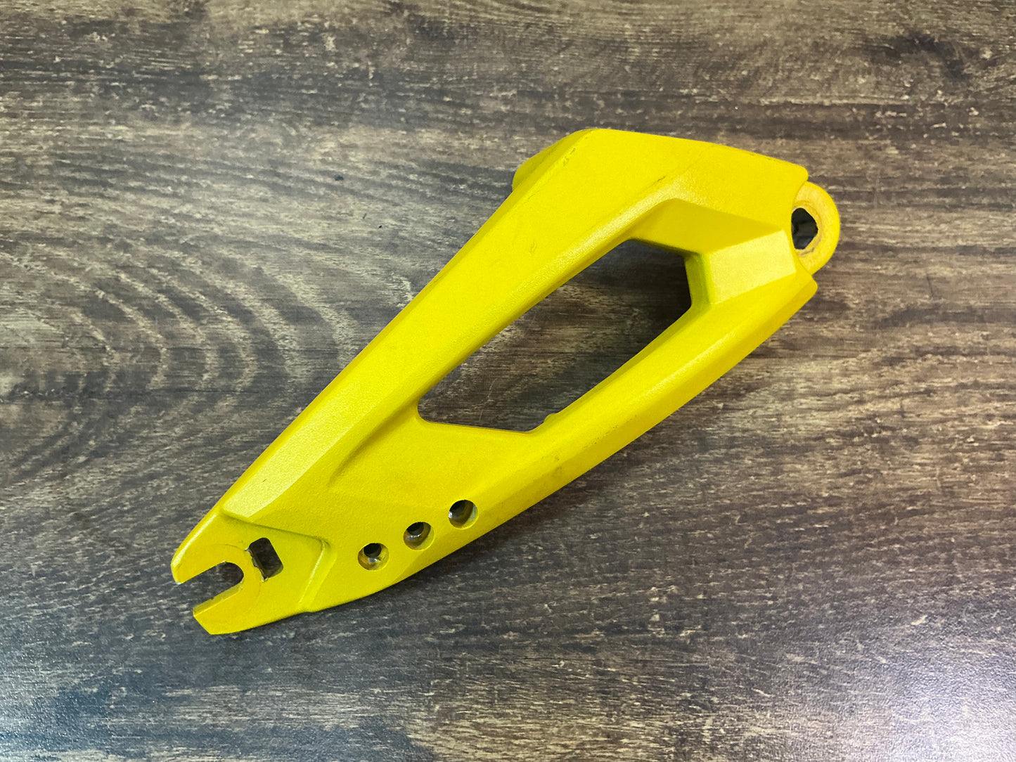 SECOND HAND - FRONT/ REAR SWING ARM FOR VSETT 10+