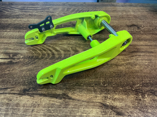 SECOND HAND - YELLOW FRONT/ REAR SWING ARM ASSEMBLY FOR DRAGON PREDATOR