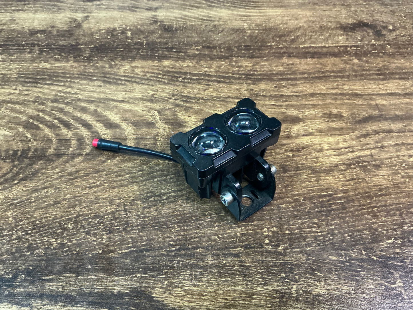 Second hand - HEADLIGHT FOR DRAGON PREDATOR