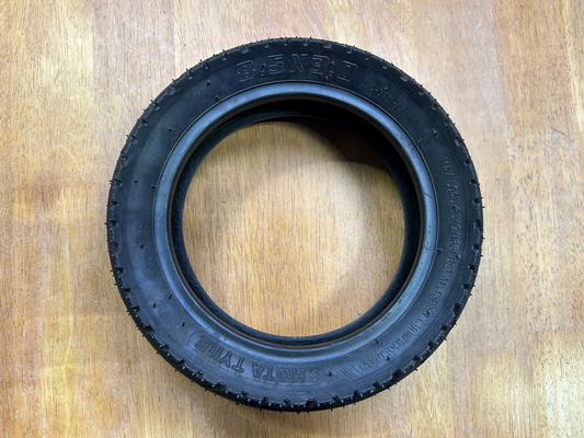 8.5 x 3.0 Tyre