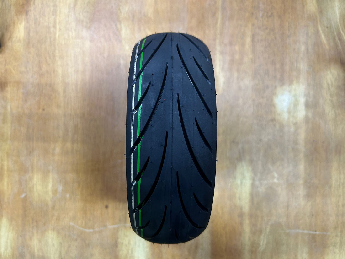 9.5 x 2.5 Tyre