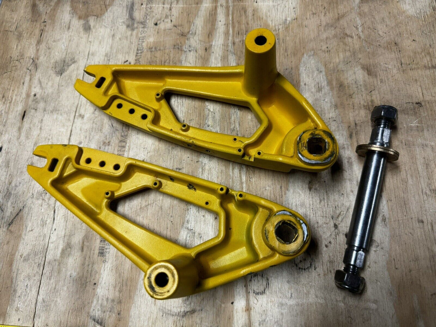 Original Vsett 10 Electric Scooter Front Or Rear Swing Arm Set Yellow